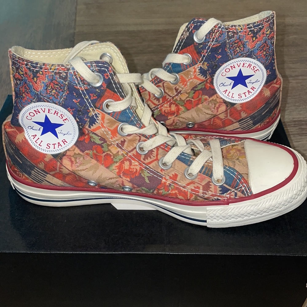 ⭐️Converse Pattern All Star Chuck Taylor ⭐️